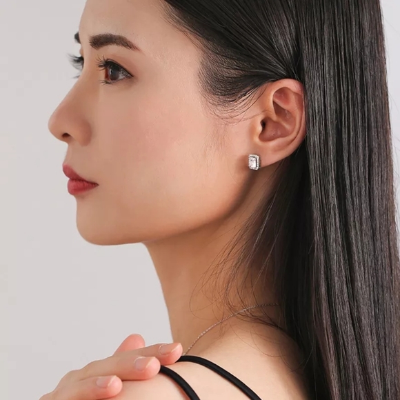 Silver Square Cut Princess Stud Earrings - Picture 4 of 4